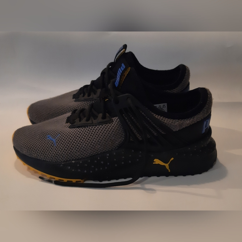 Child/Youth Size 5.5 Black and Gray Puma Pacer Future City Escape Sneakers